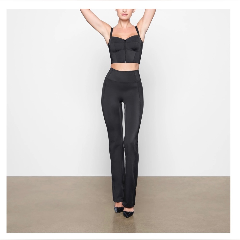 Skims Glam Pants Onyx NWOT